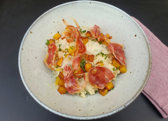 Risotto met pompoen en gebakken spek