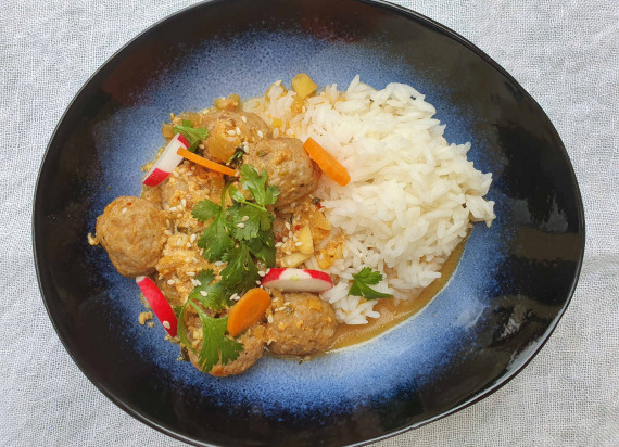 Gehaktballetjes 'Korma' met rijst